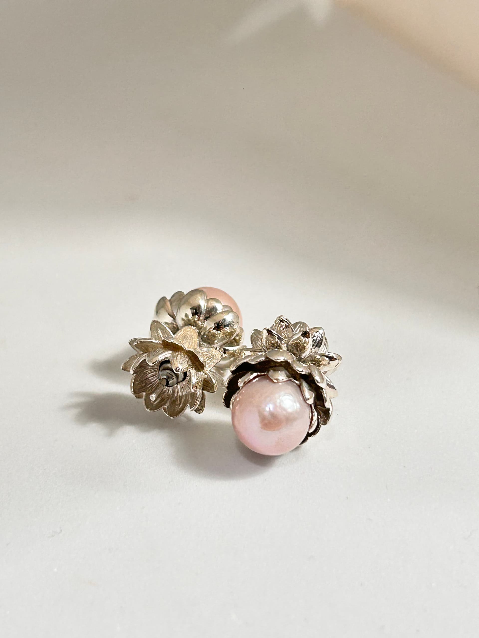 Lotus Blooming Earrings Silver 3