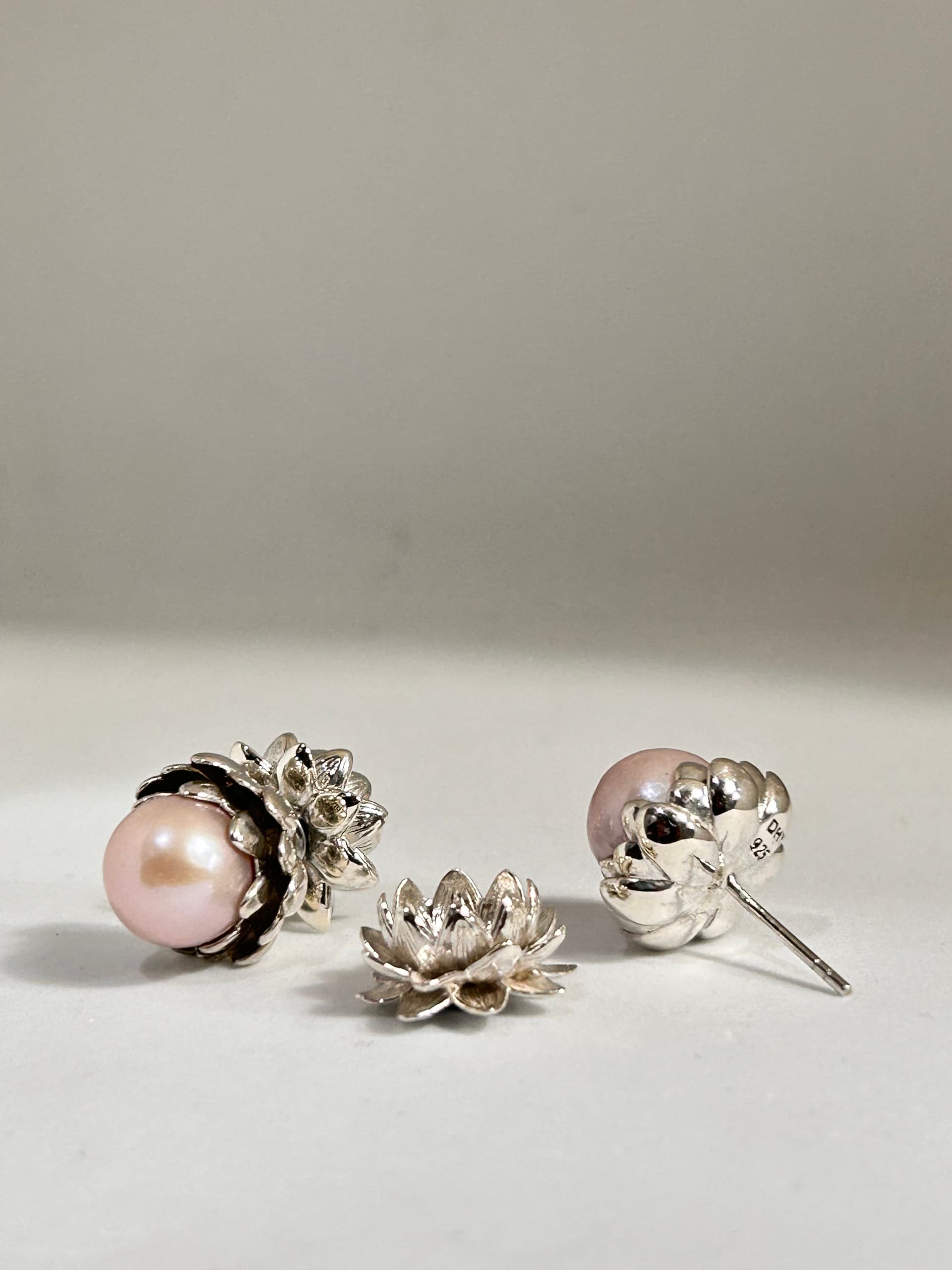 Lotus Blooming Earrings Silver 2