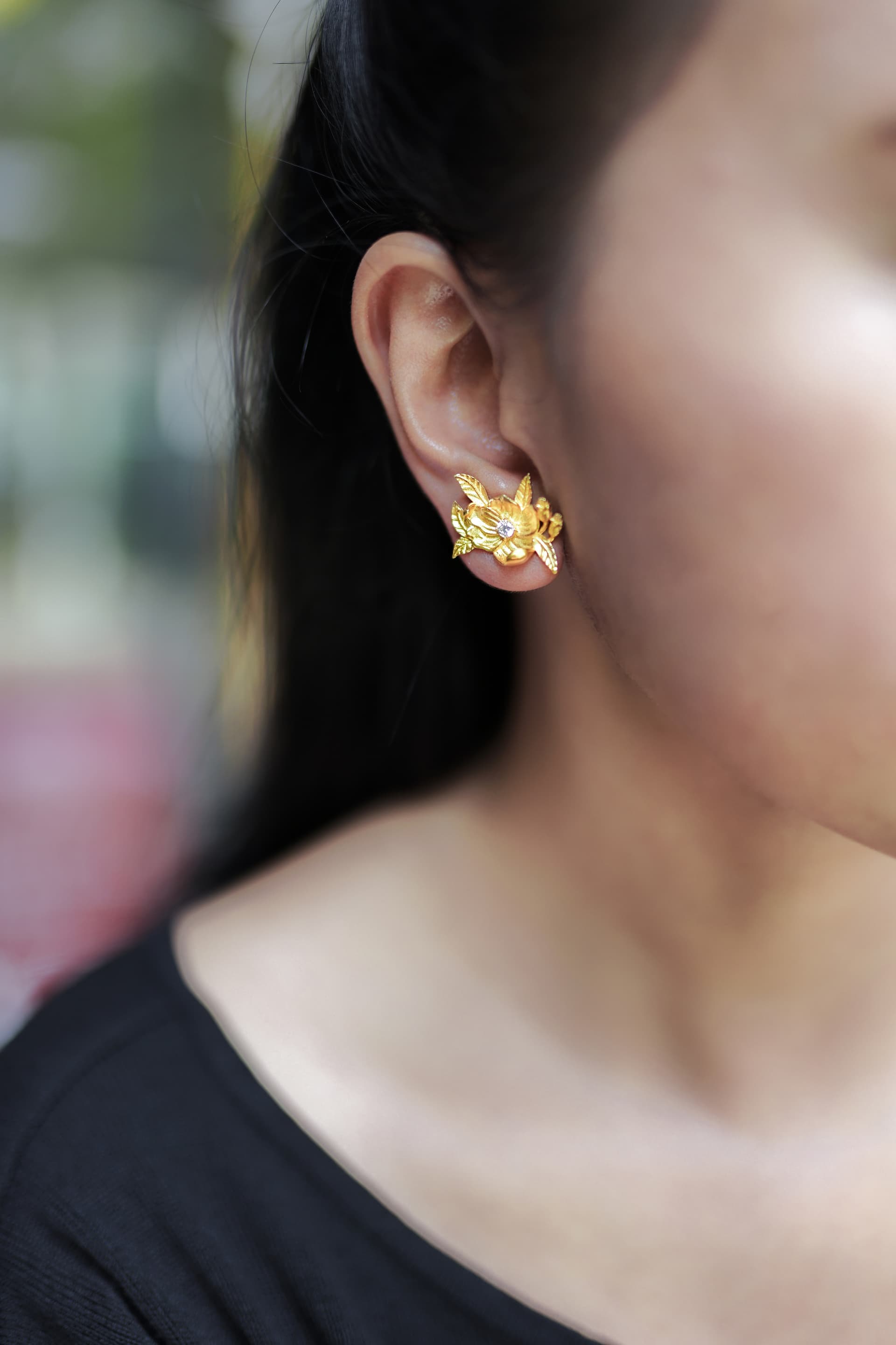 Puspa Earrings Gold 3